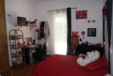 Photo 8 - Bedroom 1