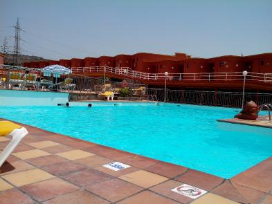 Photo 2 - Swimming pool