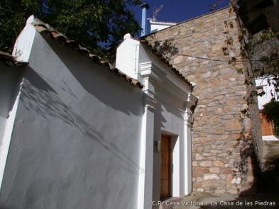 Superb village house (5 rooms - 120 sqm) in VILLALUENGA DEL ROSARIO