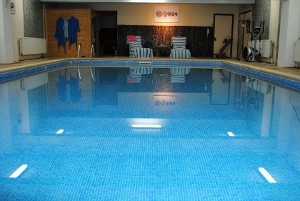 Photo 9 - Indoor pool