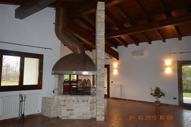 Prachtige architectonische woning (11 kamers - 476 m²) in FIUME VENETO