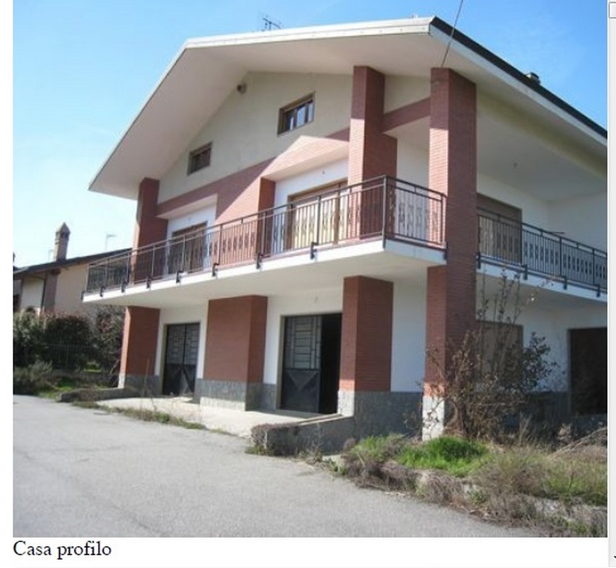Maison (5 pièces - 719 m²) à GIAVENO