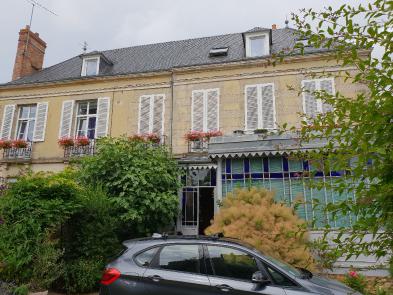 Très belle maison ancienne (7 pièces - 215 m²) à ALENCON