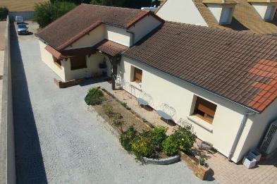 Schitterend gelijkvloers landgoed (7 kamers - 115 m²) in BOISSISE LE ROI