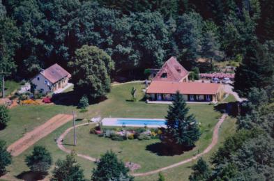 Estate (8 rooms - 336 sqm) in CENDRIEUX Estate (8 rooms - 336 sqm) in CENDRIEUX