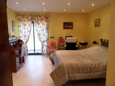 Photo 5 - Chambre 1