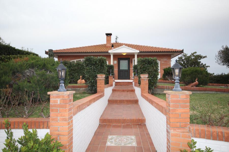 Prachtige villa (10 kamers - 350 m²) in CECINA