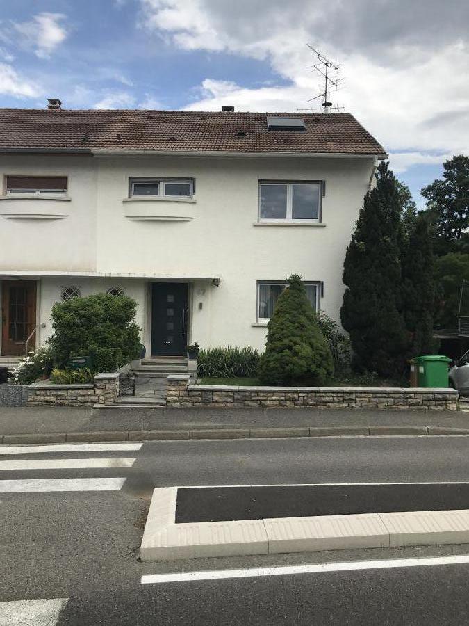 Very nice semi-detached house (7 rooms - 240 sqm) in HEGENHEIM Very nice semi-detached house (7 rooms - 240 sqm) in HEGENHEIM