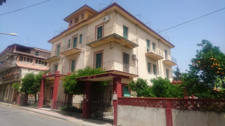 Nice estate (3 rooms - 250 sqm) in BIANCO Nice estate (3 rooms - 250 sqm) in BIANCO