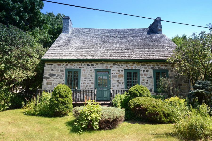 Old house in MONTRÉAL-EST
