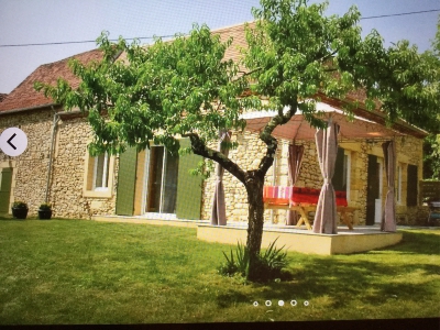 Old house (4 rooms - 97 sqm) in LALINDE