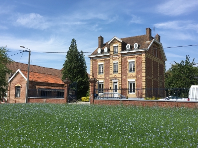 Magnifique propriété (13 pièces - 280 m²) à RENESCURE