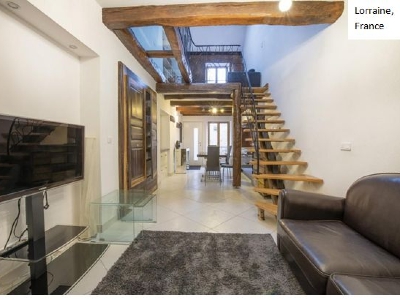 Magnificent architect-designed house (2 rooms - 60 sqm) in BULLIGNY Magnificent architect-designed house (2 rooms - 60 sqm) in BULLIGNY