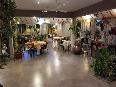 Superbe restaurant (515 m²) à NGAPAROU