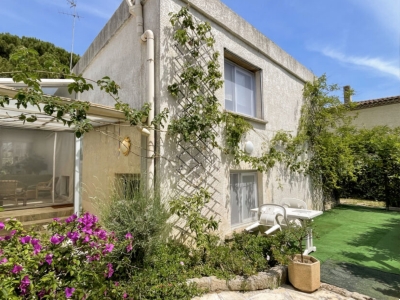 Nice architect-designed house (9 rooms - 206 sqm) in MONTPELLIER