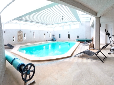 Photo 8 - Heated pool